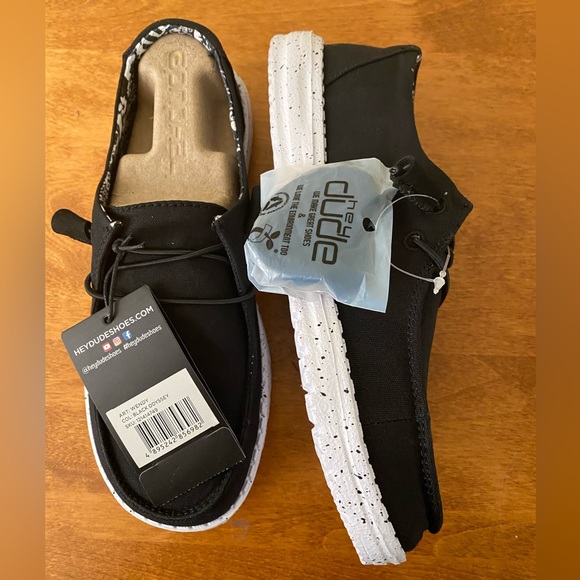 Hey Dude shoes - Picture 3 of 5